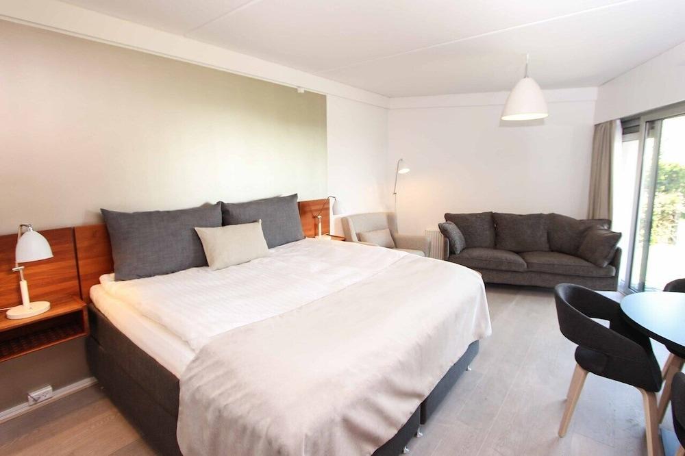 Fredensborg Badehotel Rønne Extérieur photo