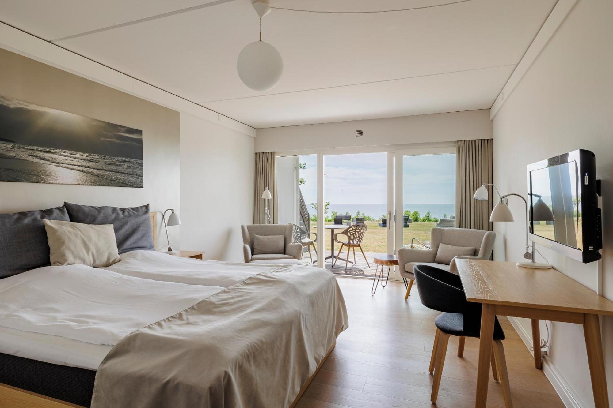 Fredensborg Badehotel Rønne Extérieur photo