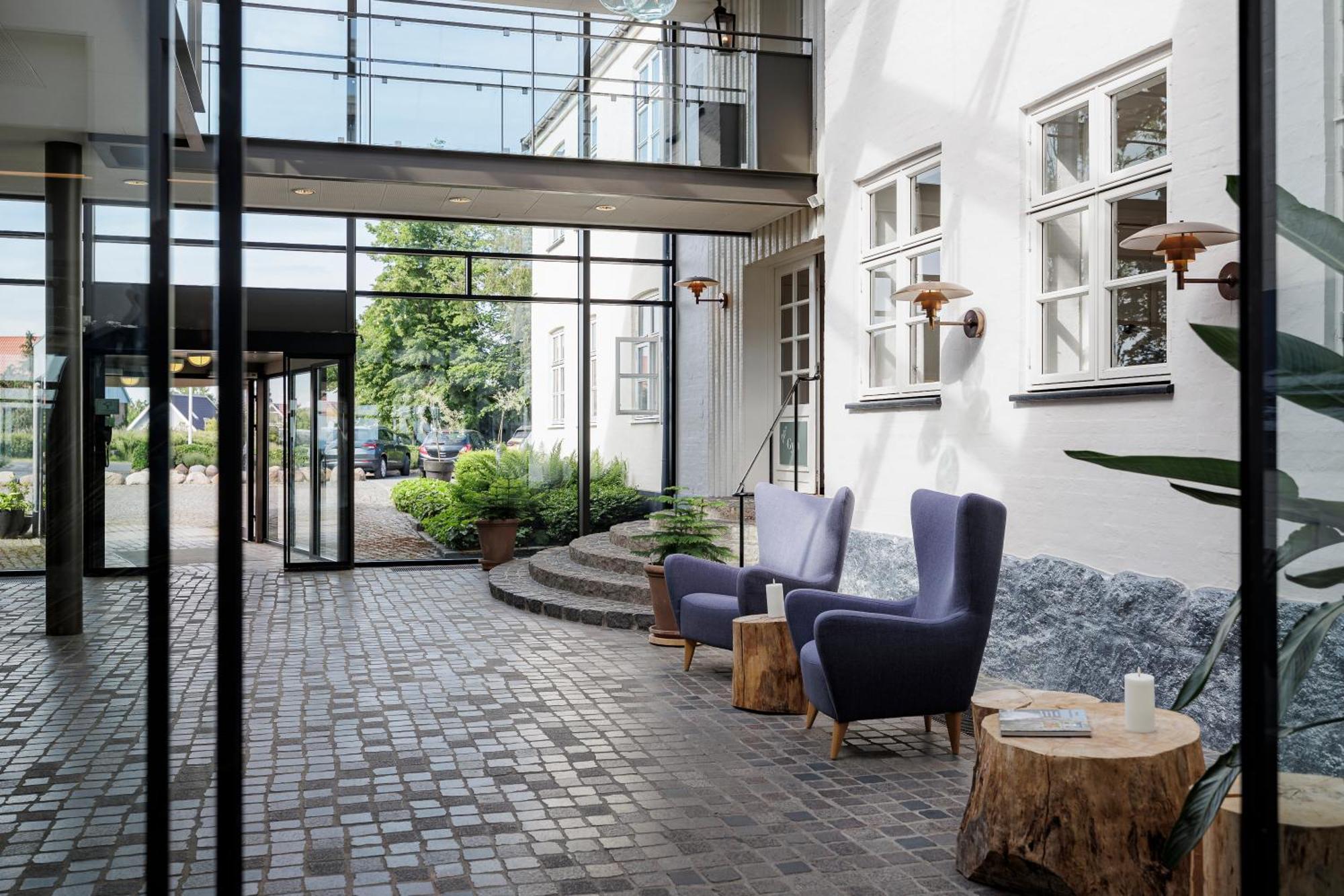 Fredensborg Badehotel Rønne Extérieur photo