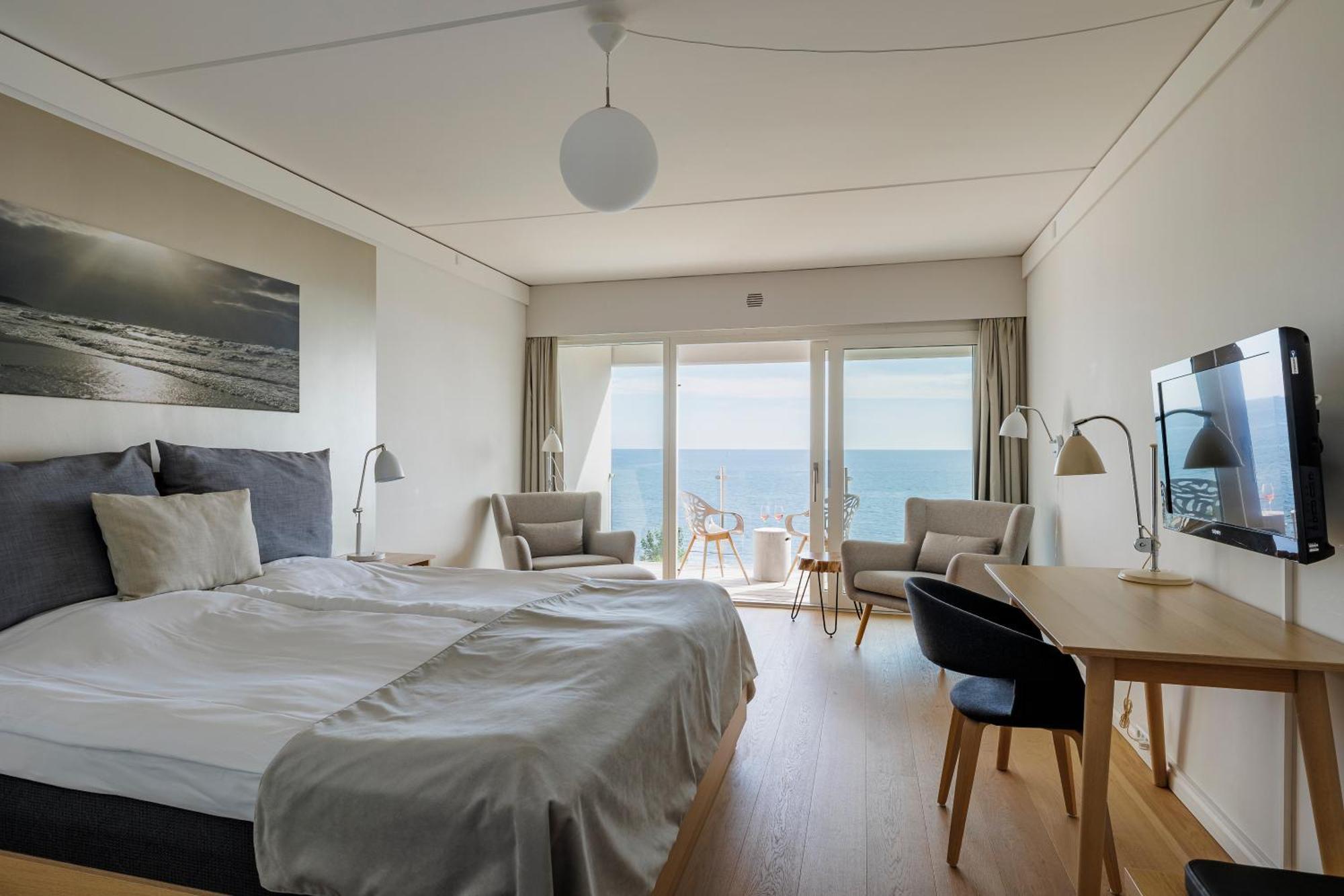 Fredensborg Badehotel Rønne Extérieur photo